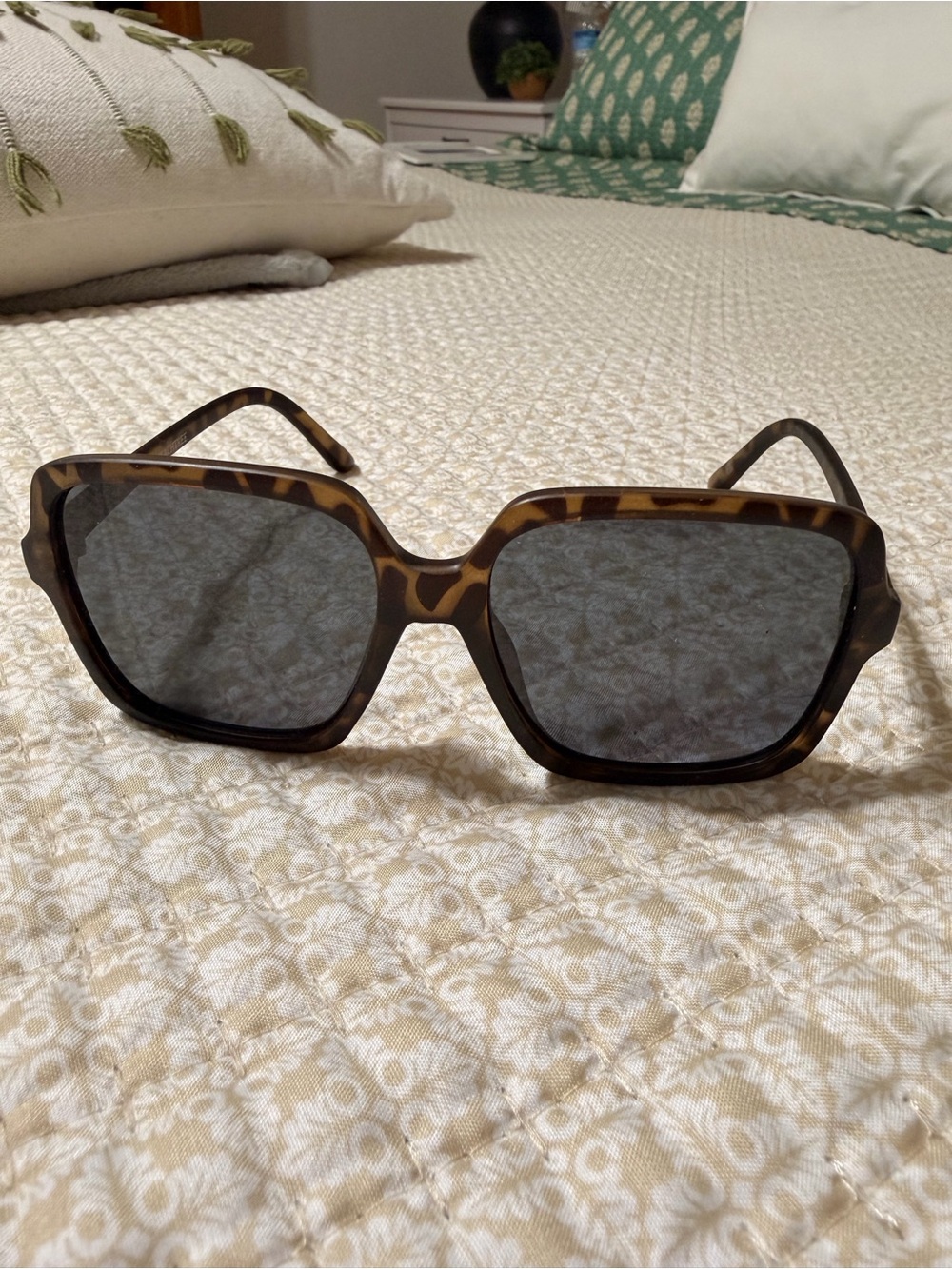 Oversized Tortoiseshell Square Sunglasses - Brown/Black Lenses